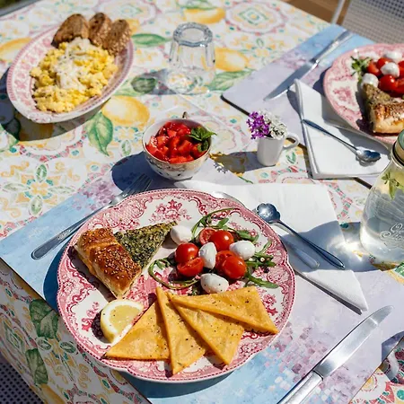 Bed & Breakfast Al 33 Giri Cefalù