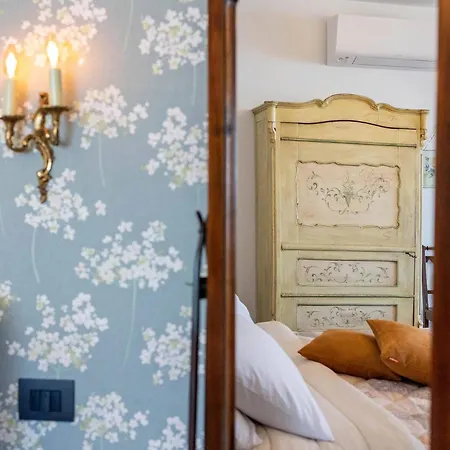 Al 33 Giri Bed & Breakfast Cefalù