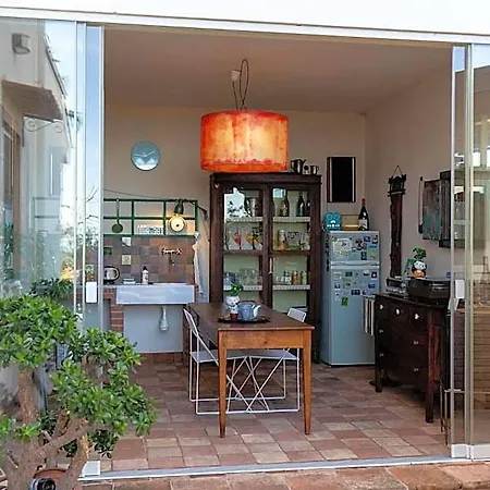 Alojamento de Acomodação e Pequeno-almoço Al 33 Giri