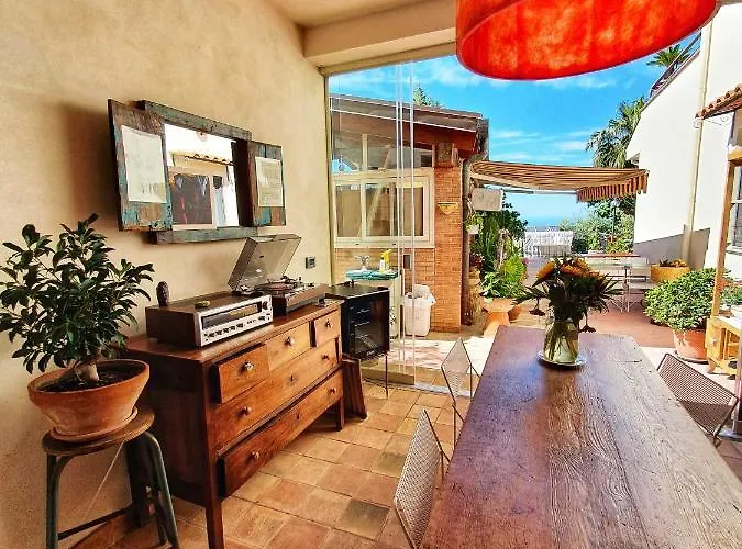 Al 33 Giri Bed & Breakfast Cefalù