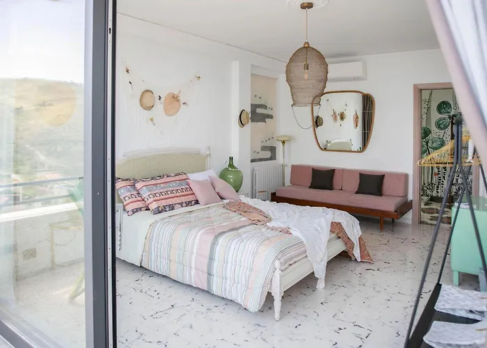 Al 33 Giri Bed & Breakfast Cefalù