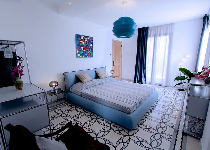 Al 33 Giri Bed & Breakfast Cefalù