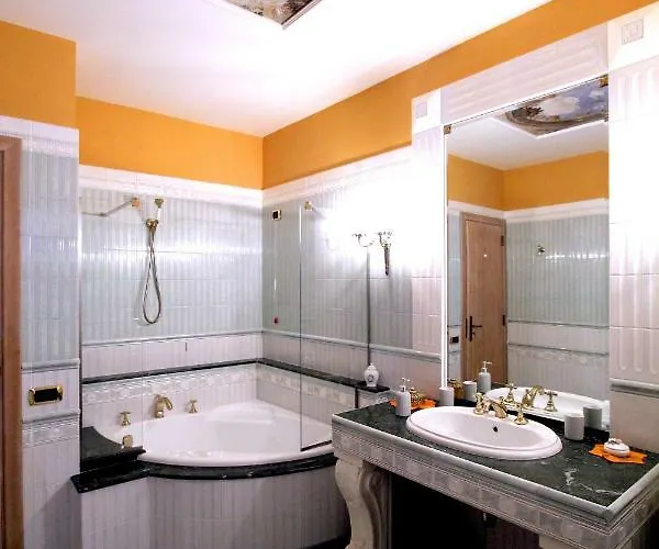 Al 33 Giri Bed & Breakfast Cefalù