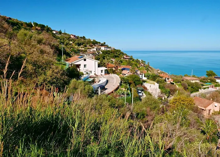 Al 33 Giri Panzió Cefalù